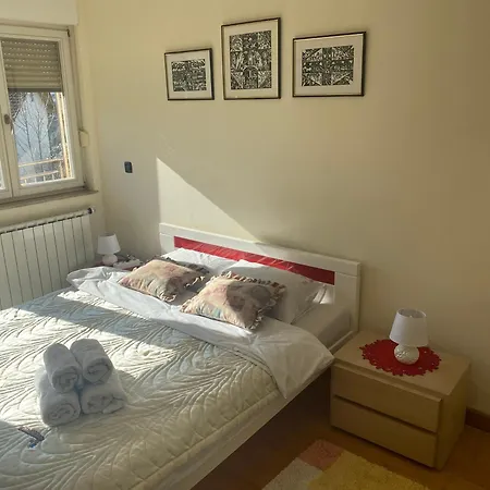 Δωμάτια σε οικογενειακή κατοικία Bolek Mansion