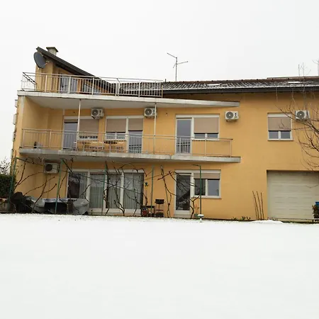 Bolek Mansion Δωμάτια σε οικογενειακή κατοικία *