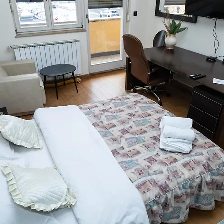 Bolek Mansion Δωμάτια σε οικογενειακή κατοικία *