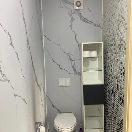 Δωμάτια σε οικογενειακή κατοικία Bolek Mansion