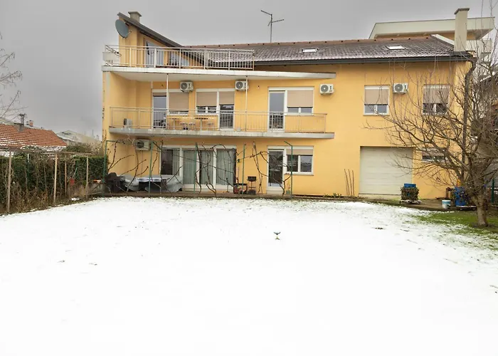 Bolek Mansion Quarto em Acomodações Particulares *